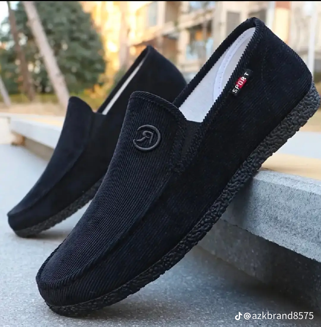 Men’s loafer shoes