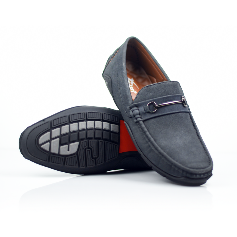 Men’s loafer shoes