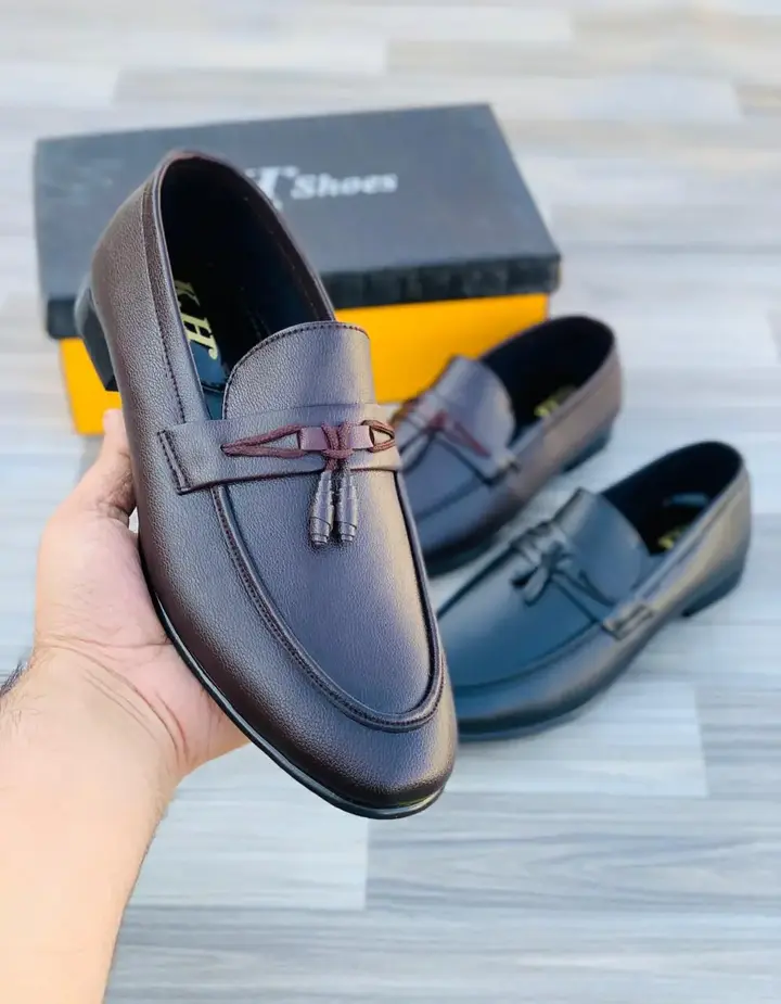 Men’s loafer shoes