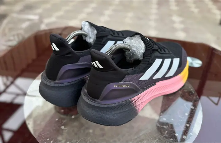 Men’s sneakers shoes