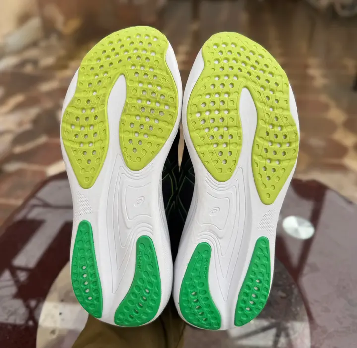 Men’s sneaker shoes