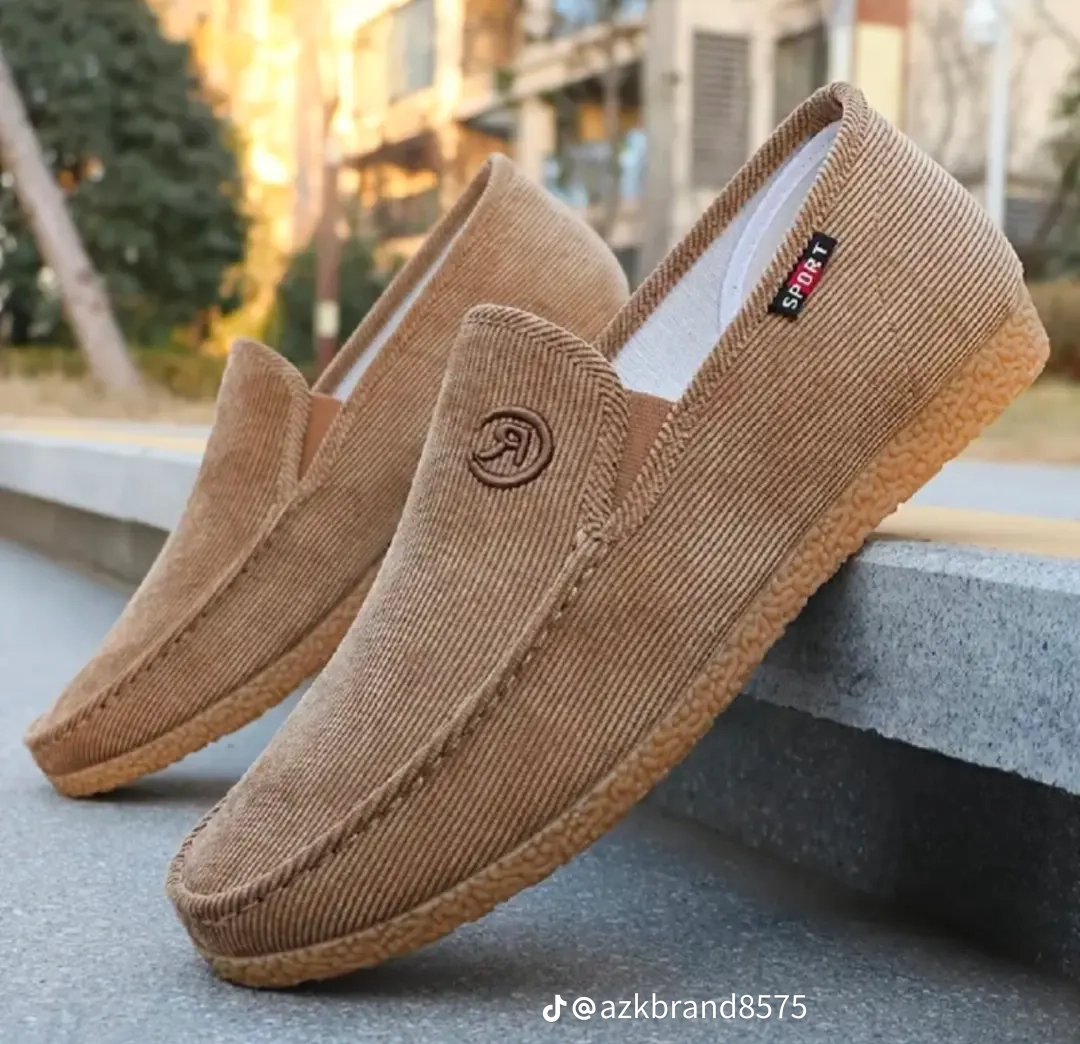Men’s loafer shoes
