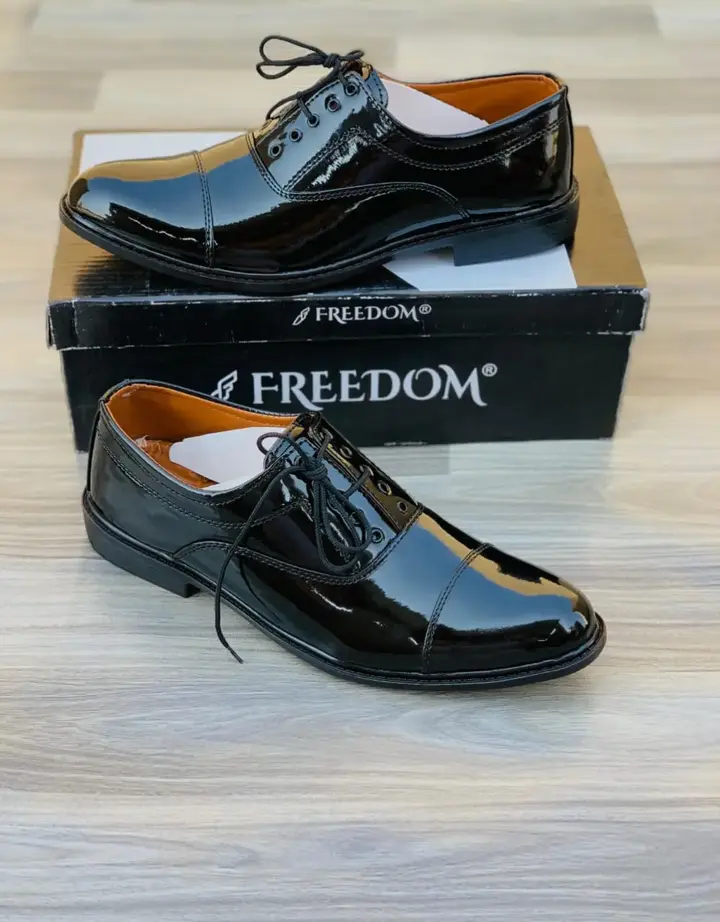 Men’s dress shoes