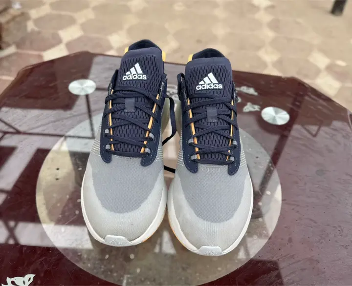 Men’s sneakers shoes