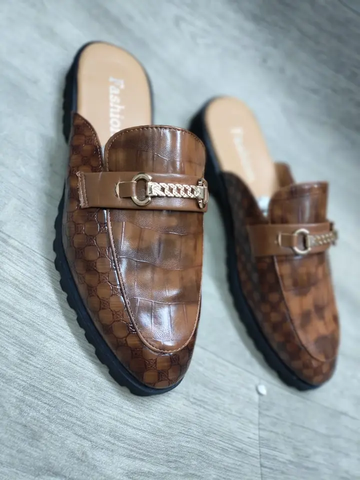 Men’s slip on shoes