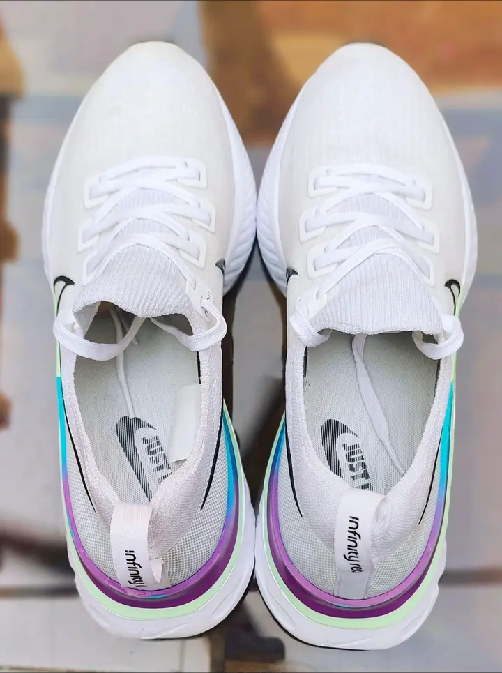 Men’s sneakers shoes