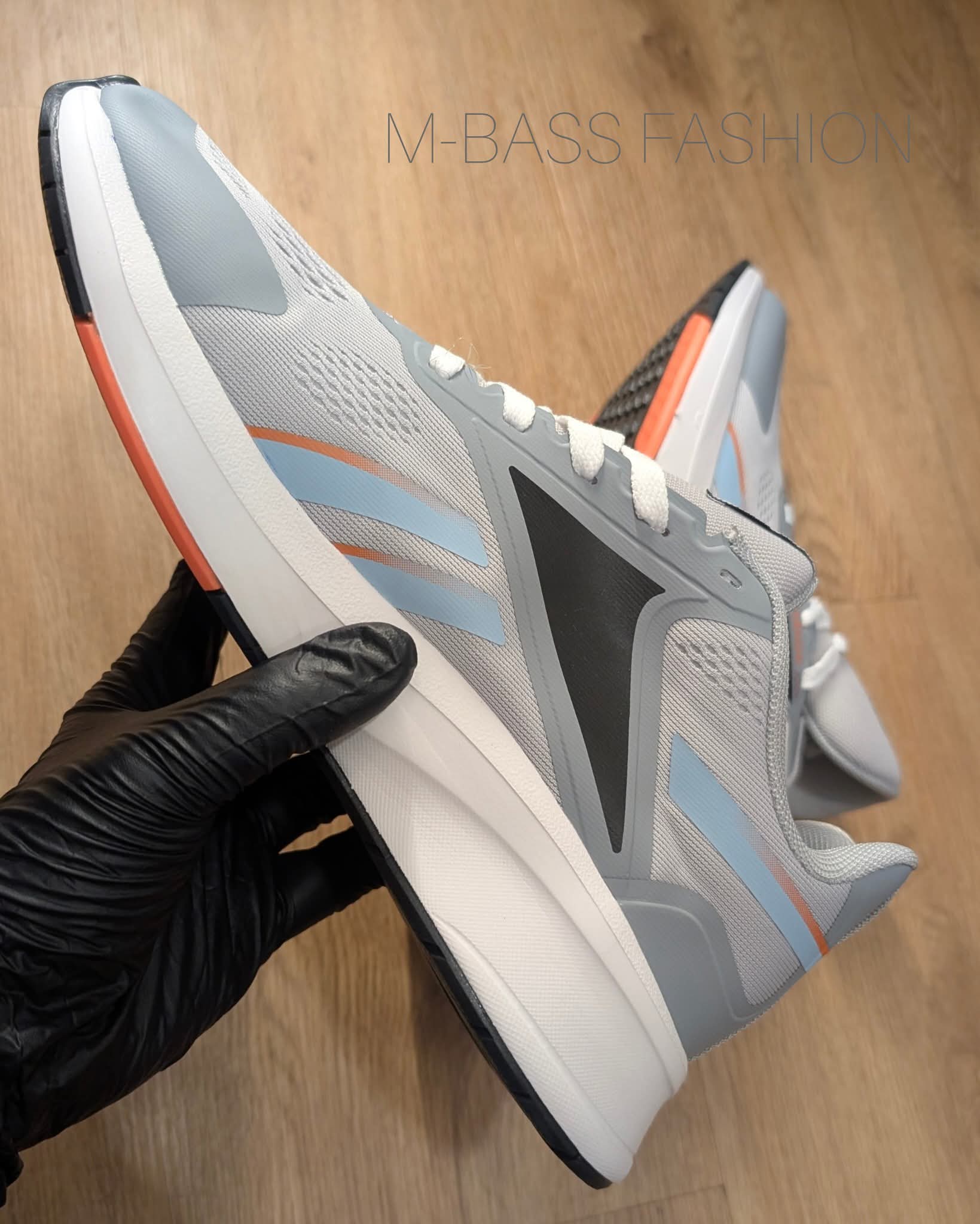 Men’s sneakers shoes