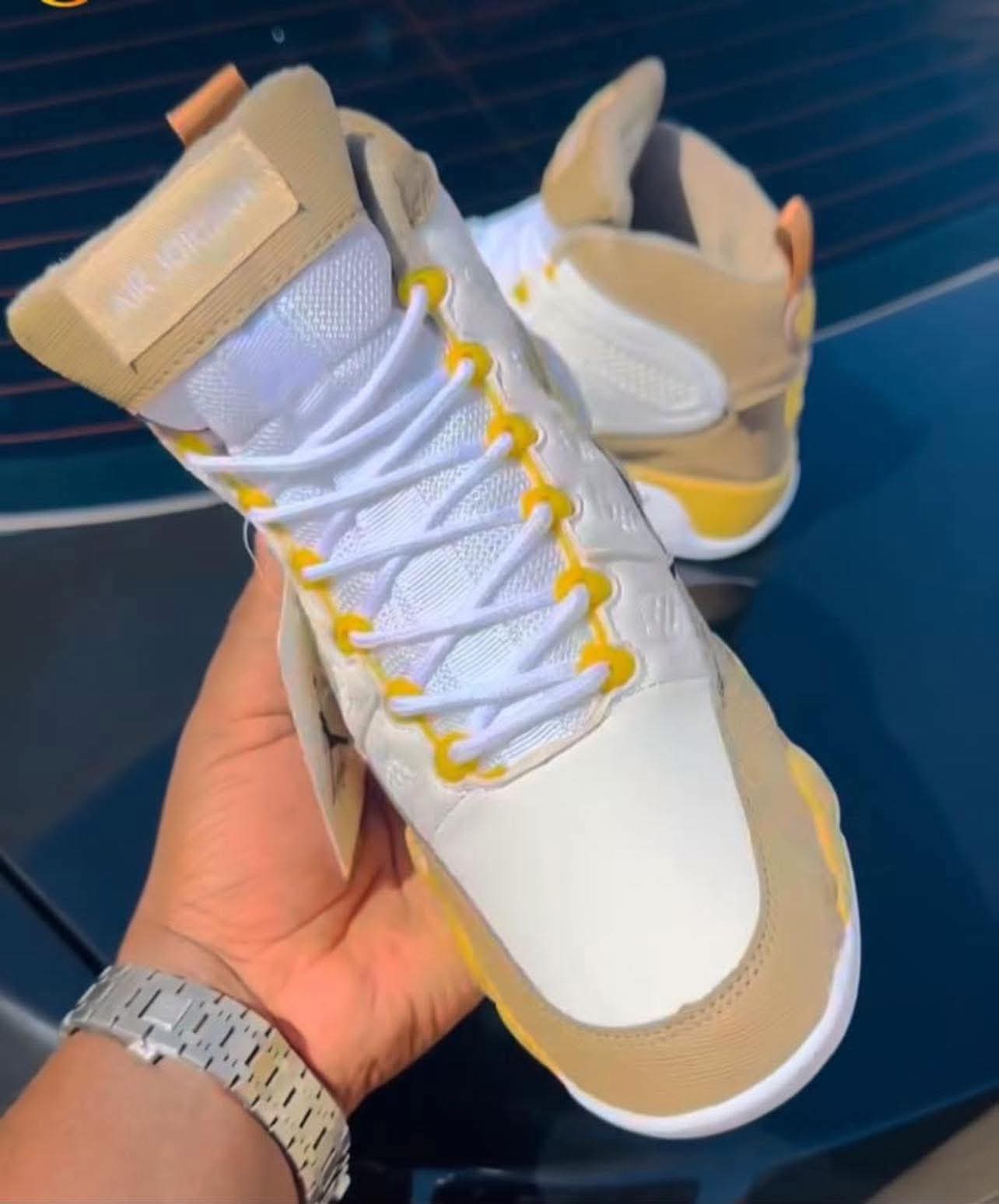 Men’s sneaker shoes