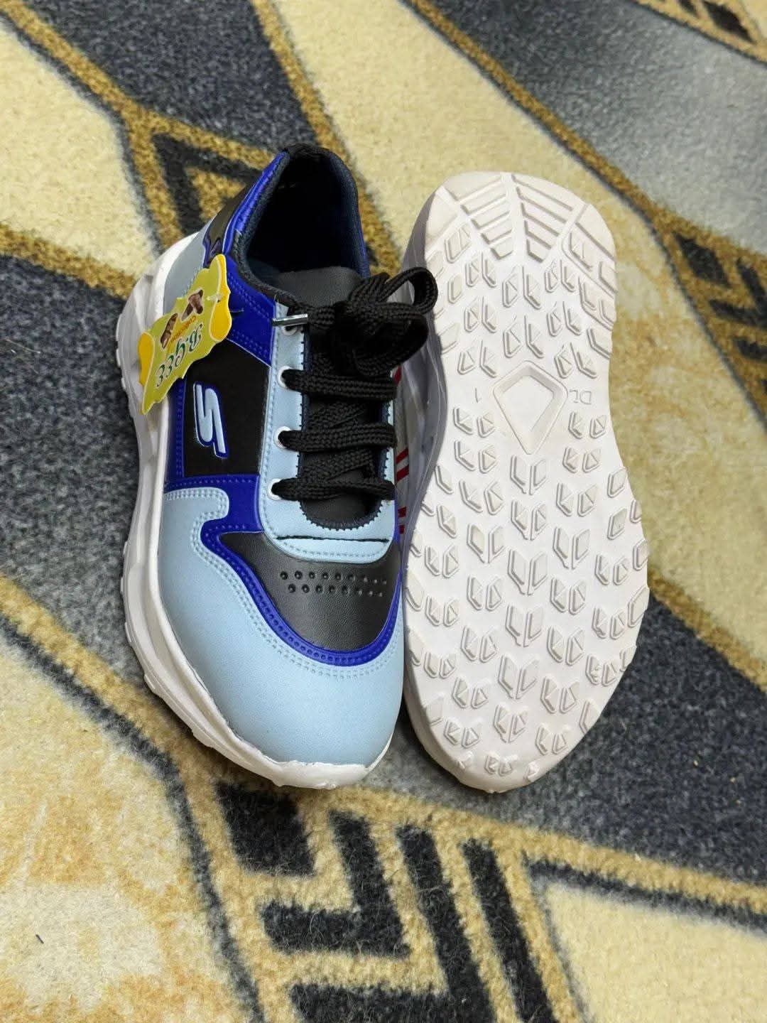 Men’s sneaker shoes