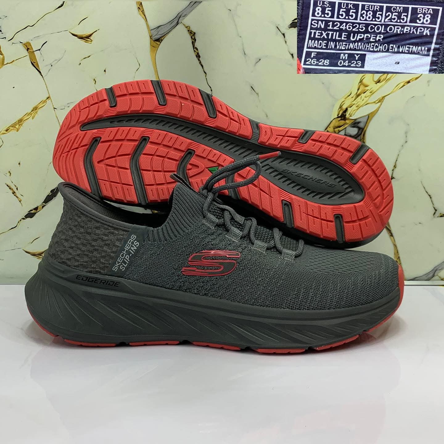 Men’s sneaker shoes