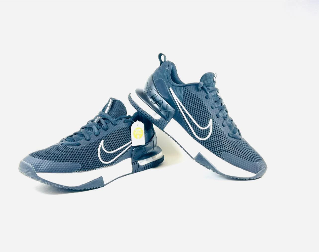 Men’s sneaker shoes