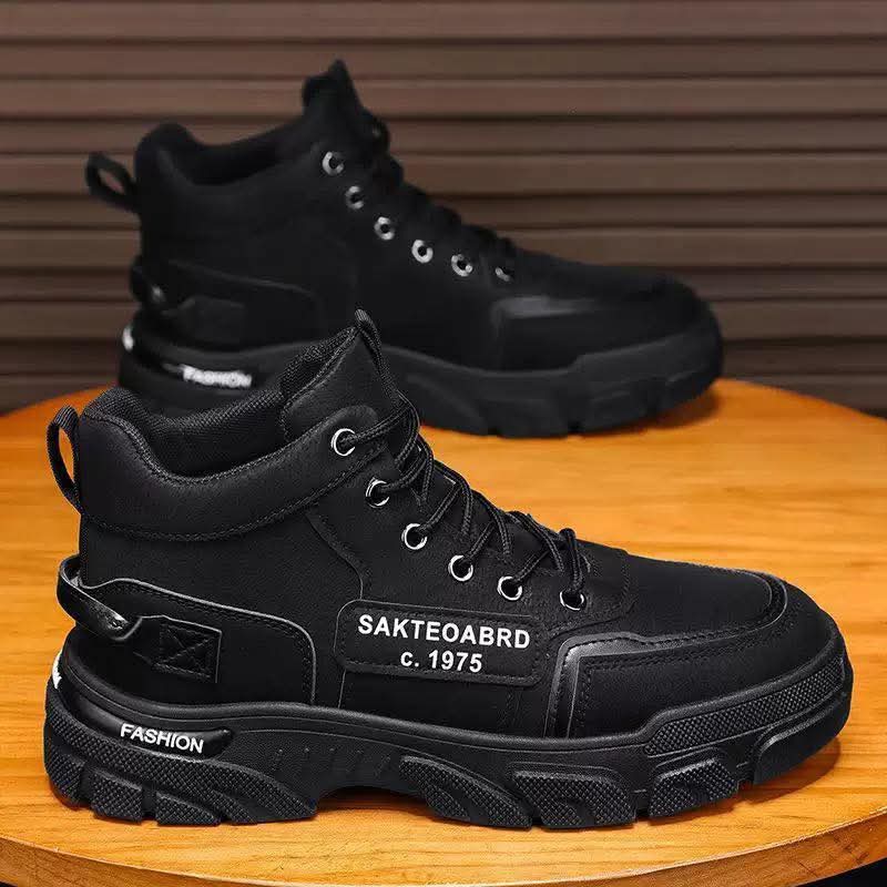 Men’s sneaker shoes