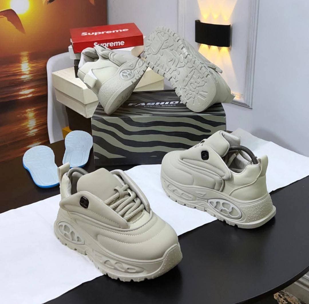 Kids black in white shoes