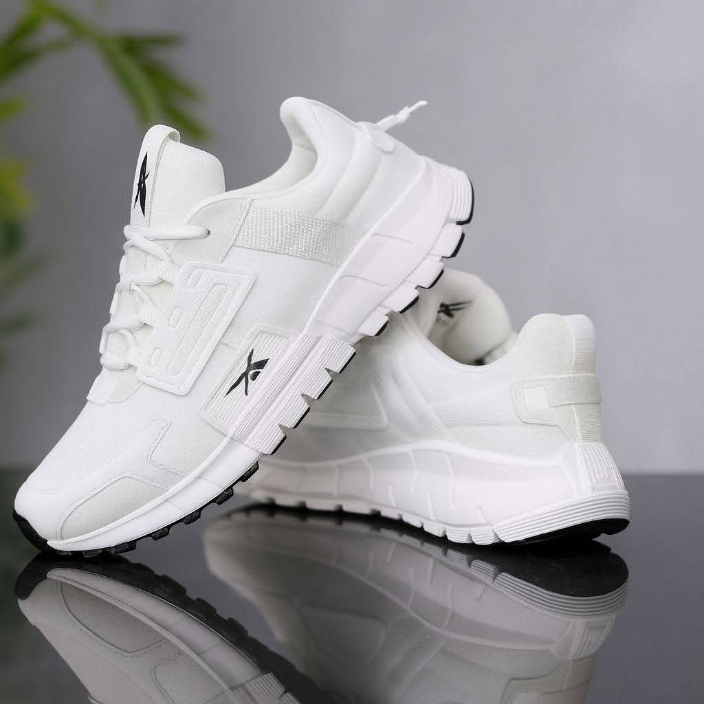 Men’s sneaker shoes