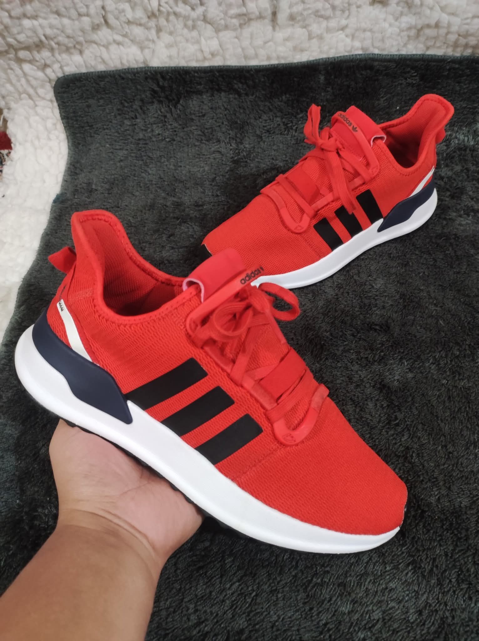 Men’s sneaker shoes