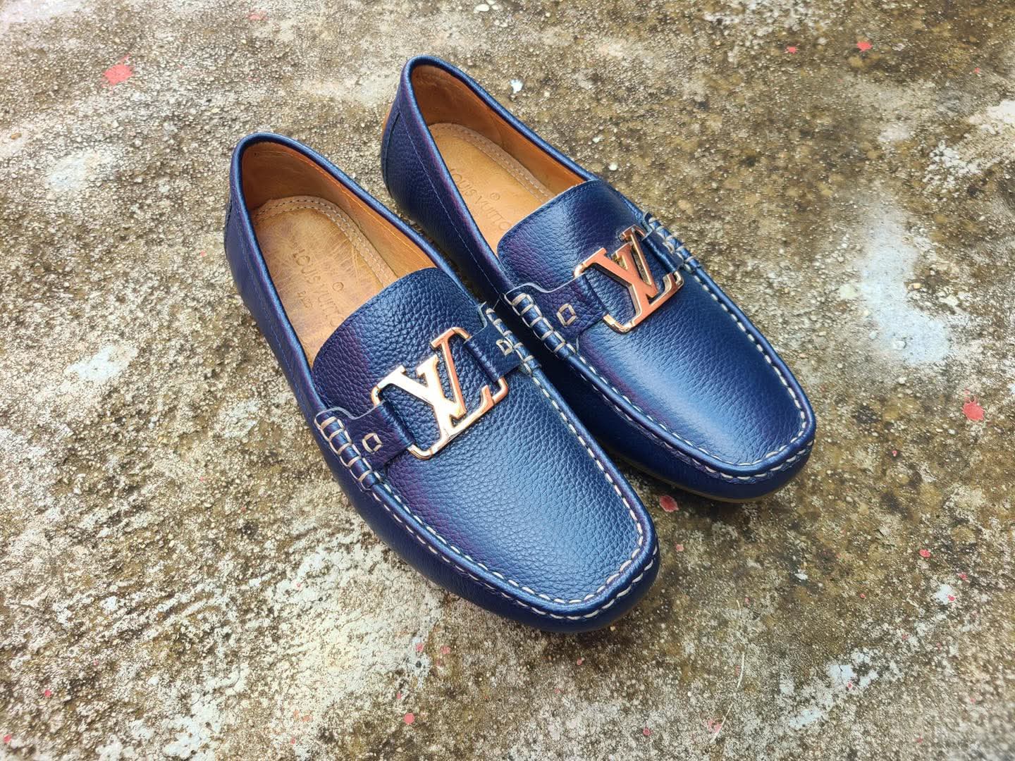 Men’s loafer shoes