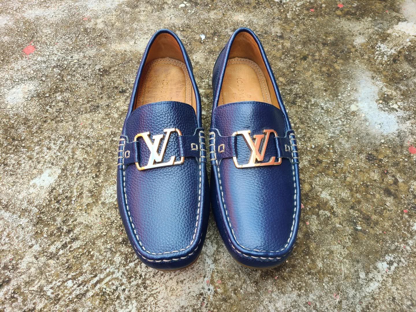 Men’s loafer shoes