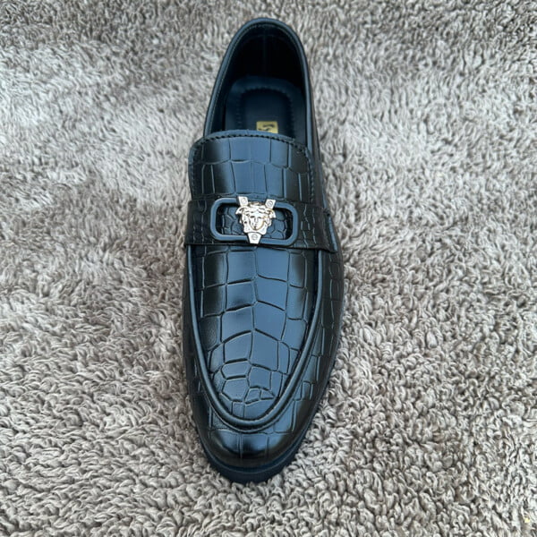 Men’s loafer shoes