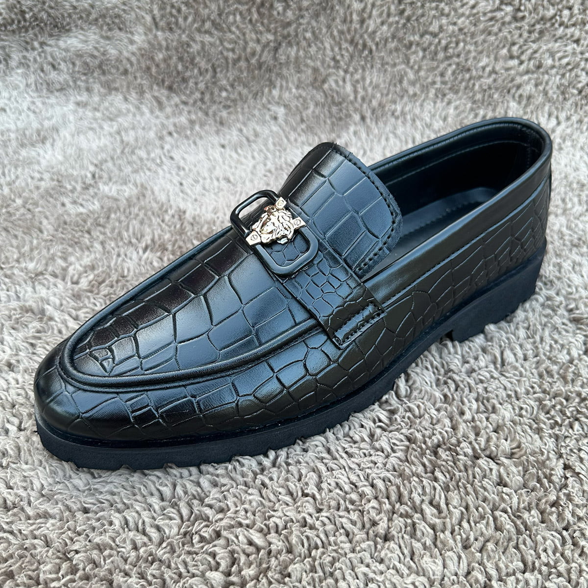 Men’s loafer shoes