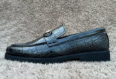 Men’s loafer shoes