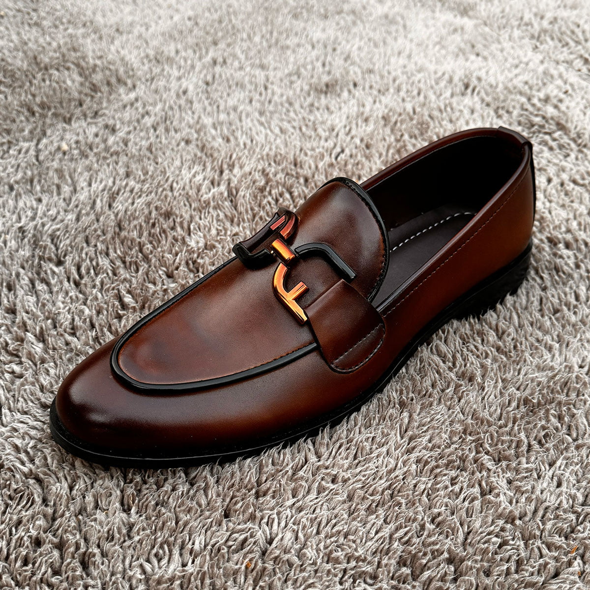 Men’s loafer shoes