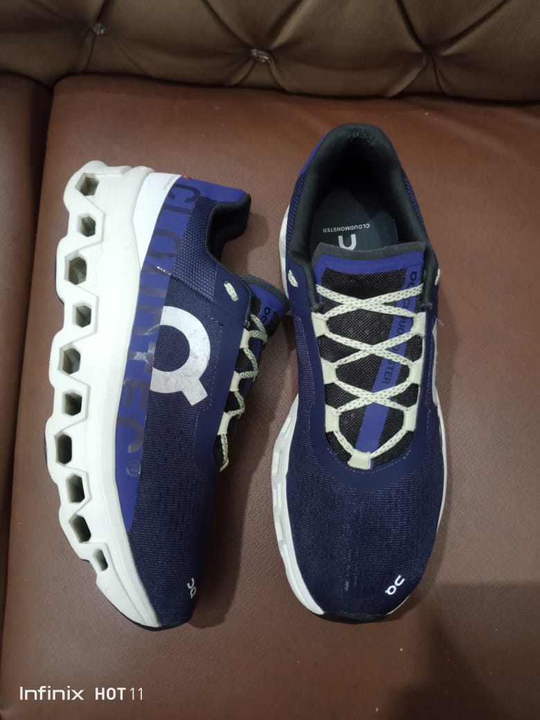 Men’s sneaker shoes