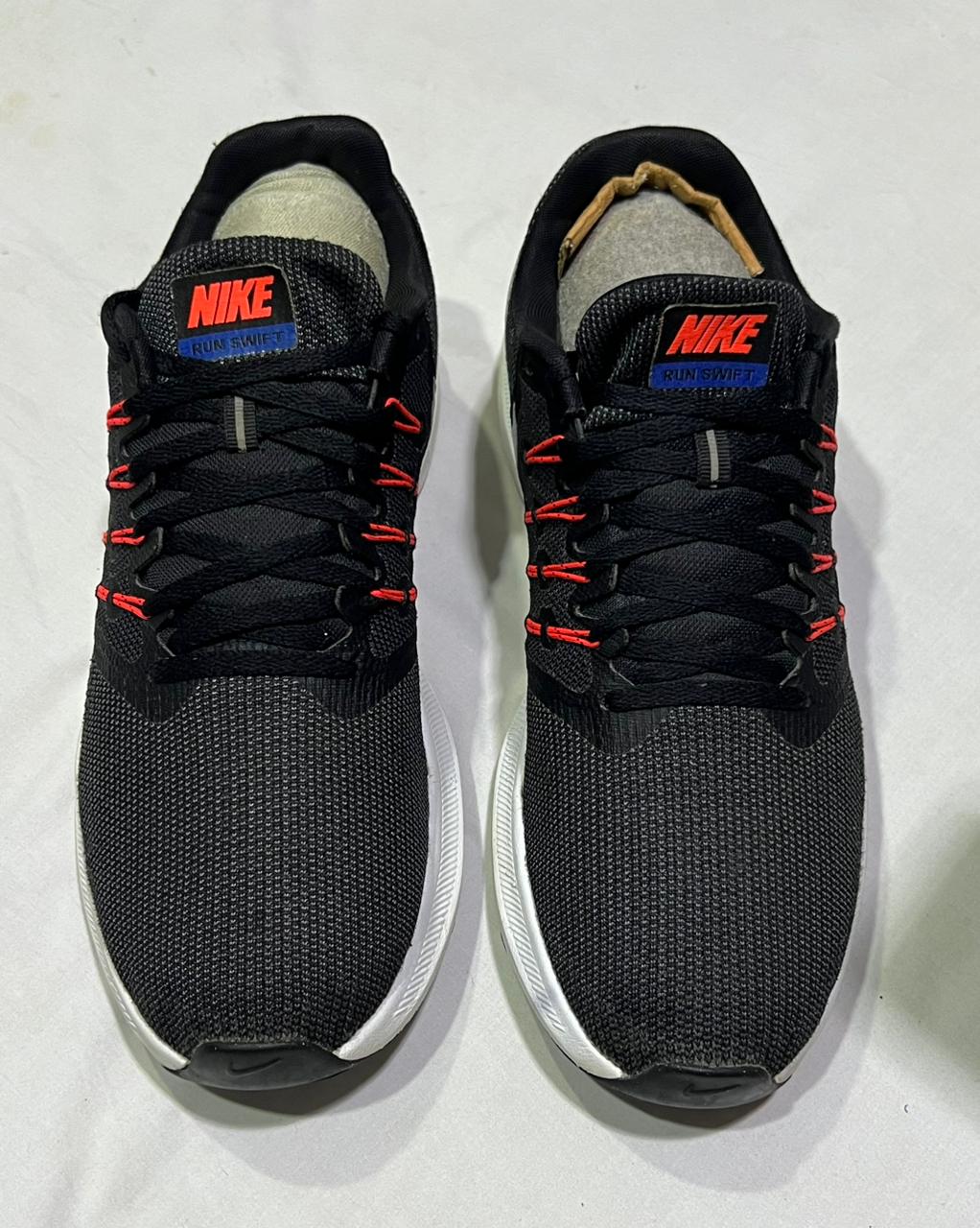 Men’s sneakers shoes