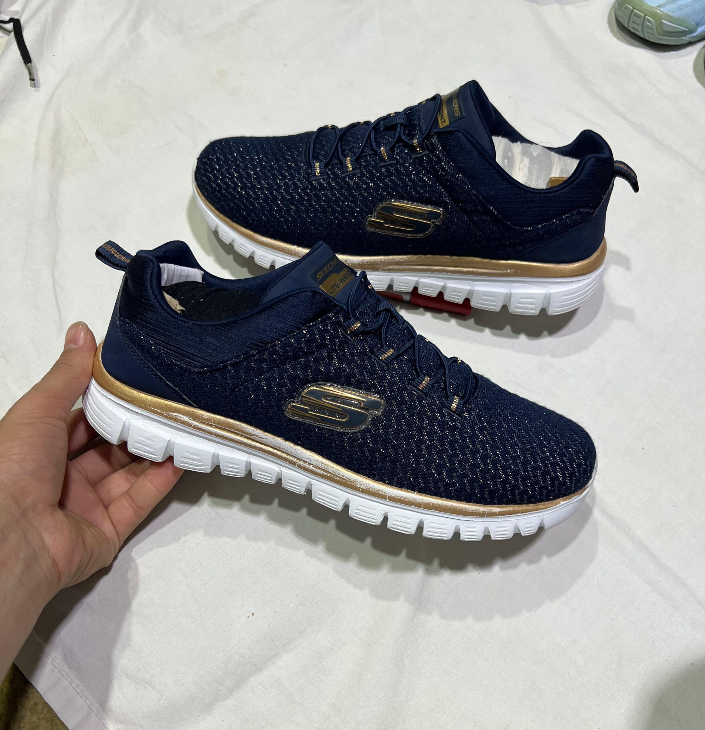 Men’s sneaker shoes