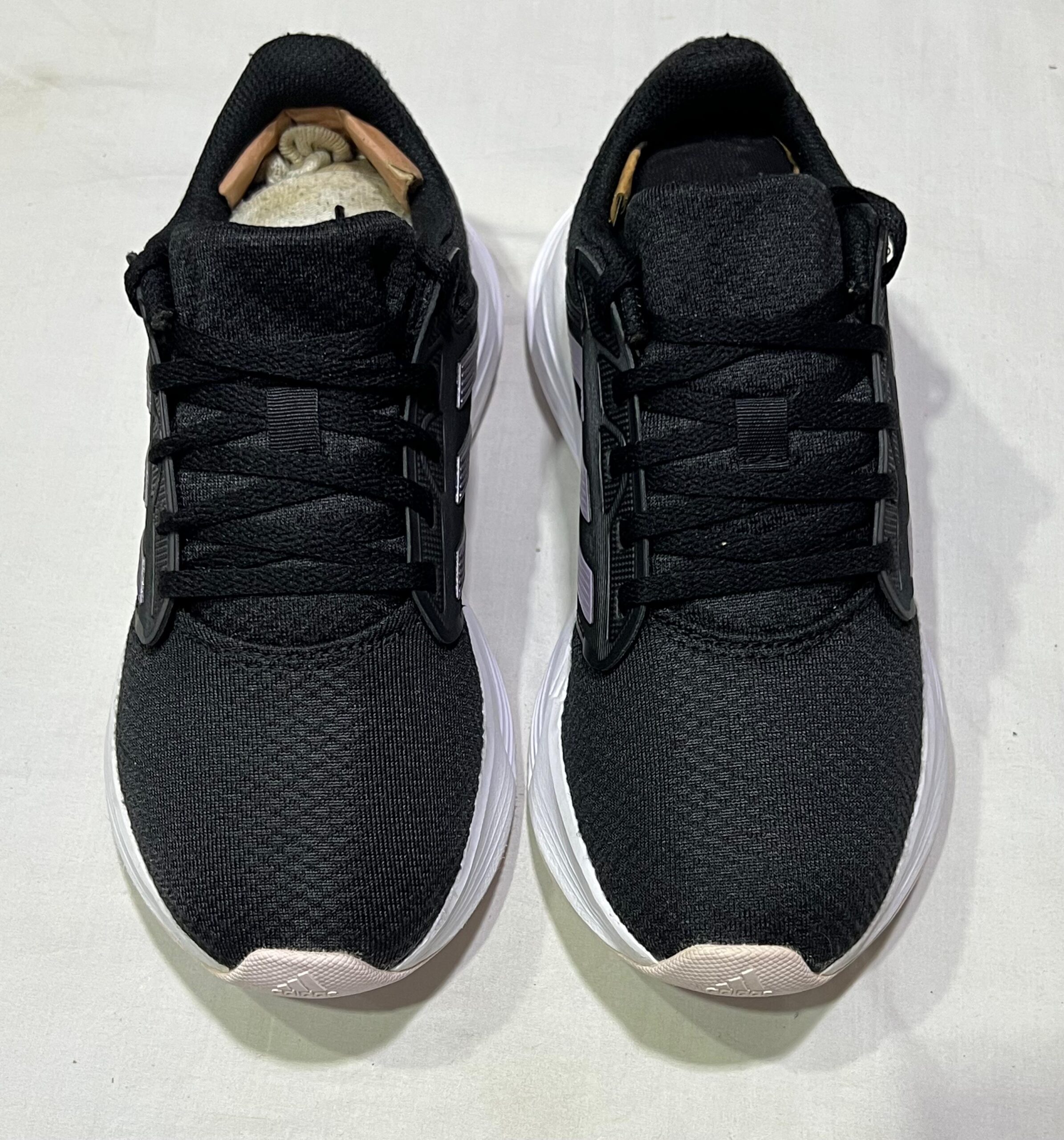 Men’s sneaker shoes