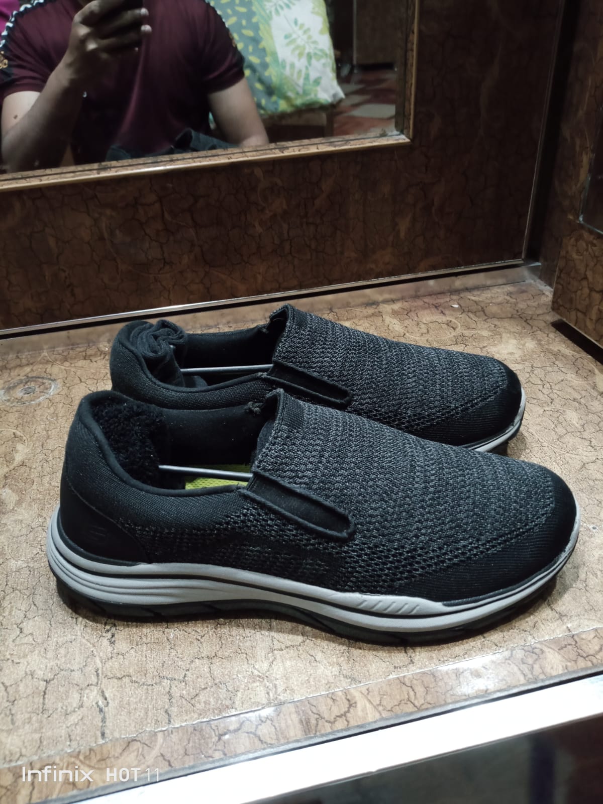 Men’s sneaker shoes