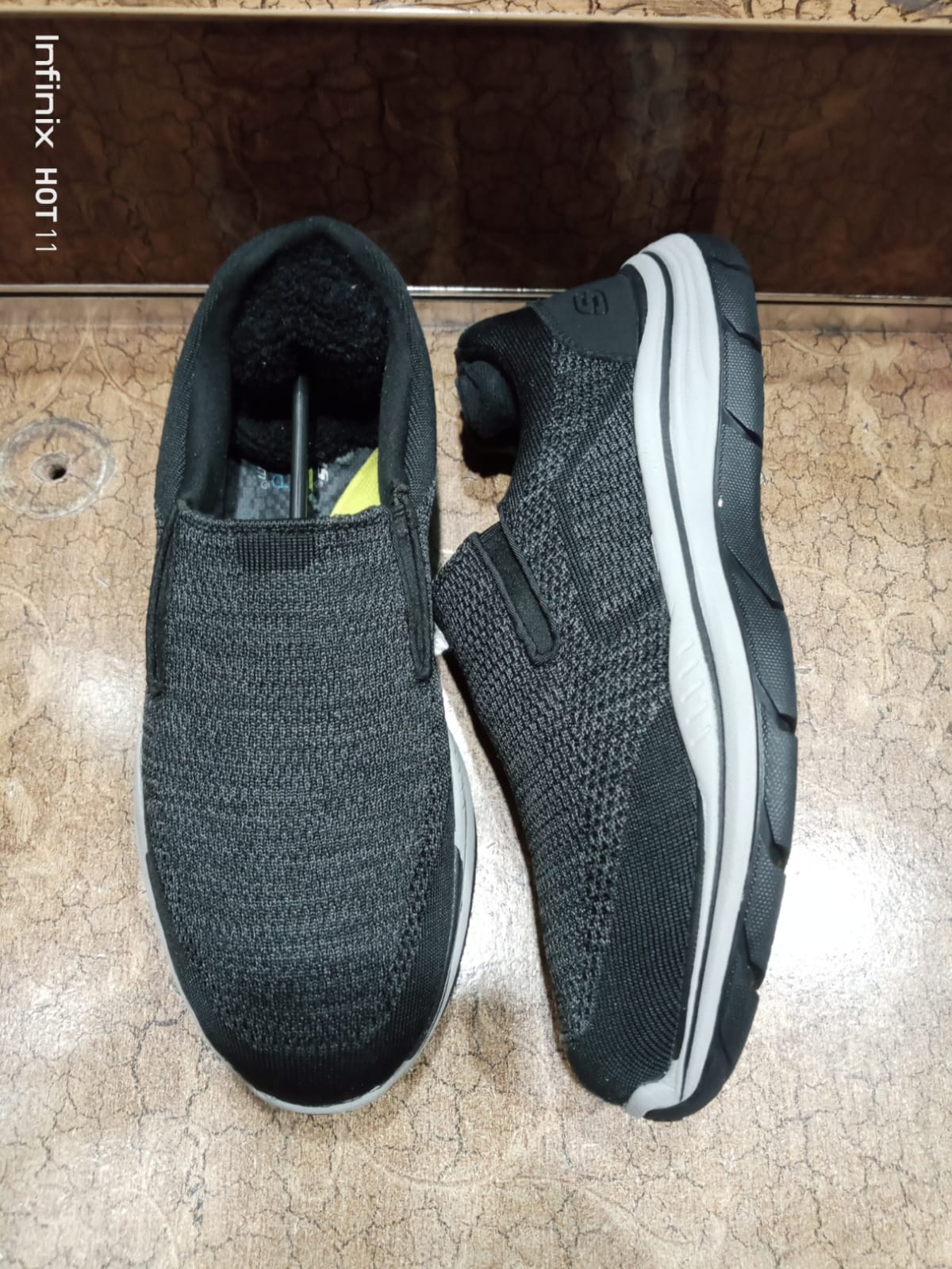 Men’s sneaker shoes