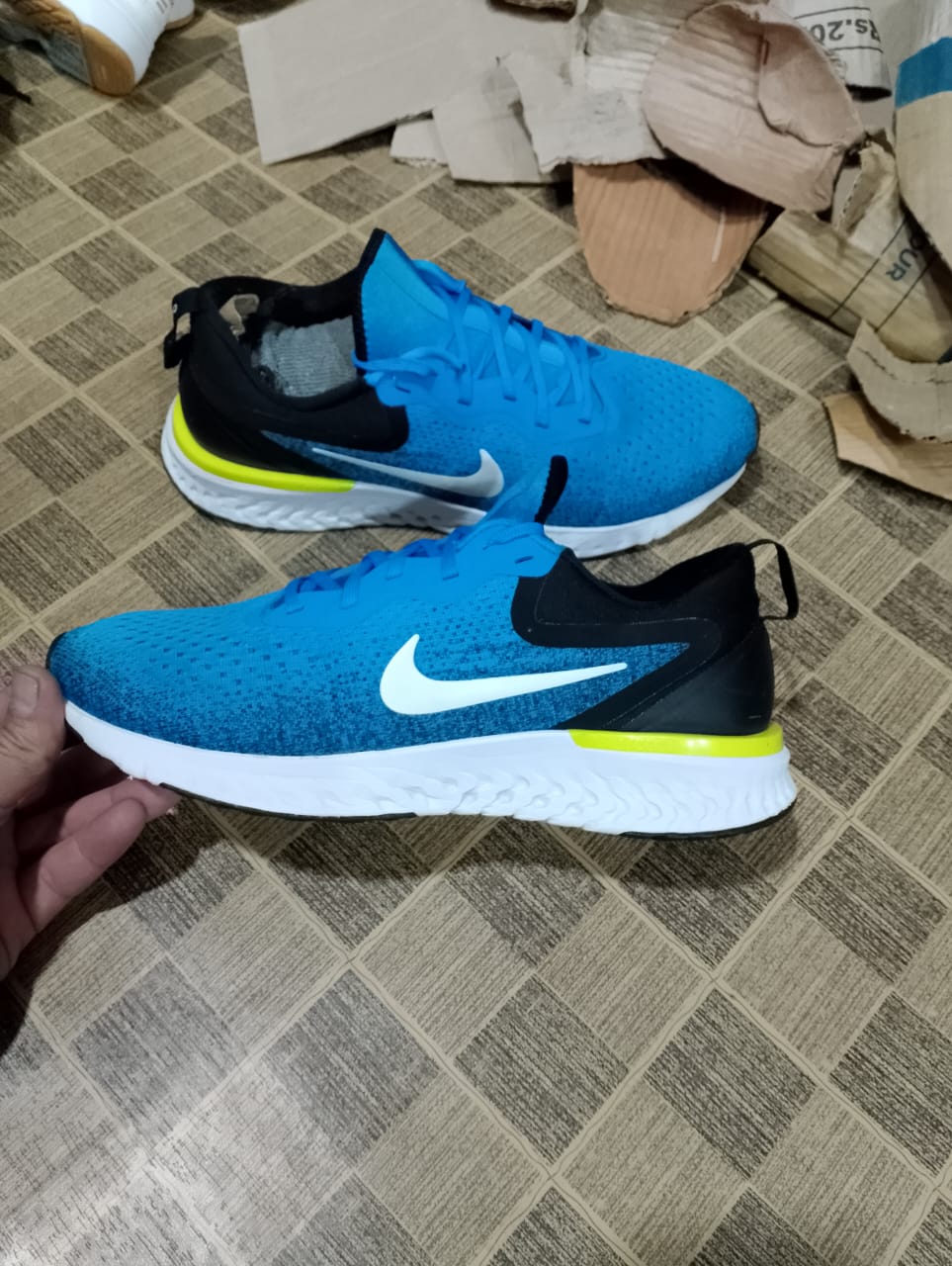 Men’s sneaker shoes