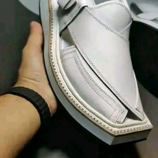 Decent peshawari chappal mens