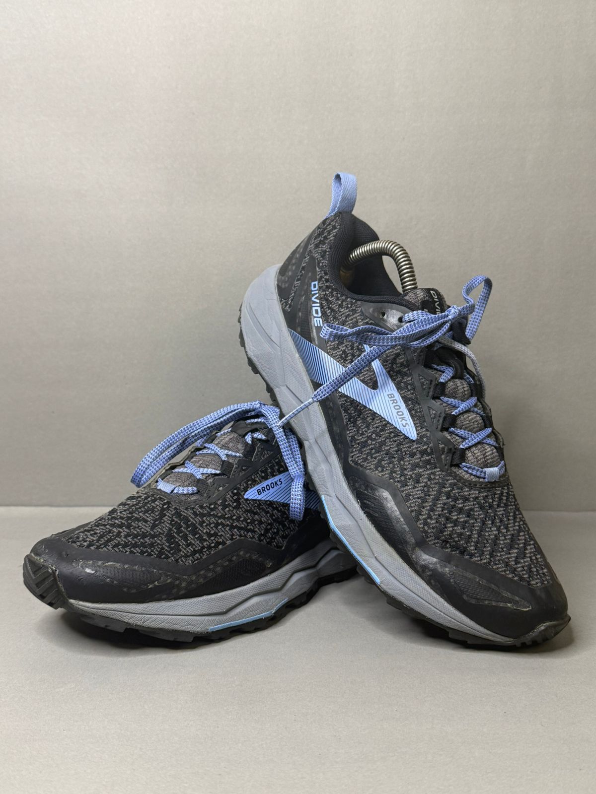 Men’s sneakers shoes