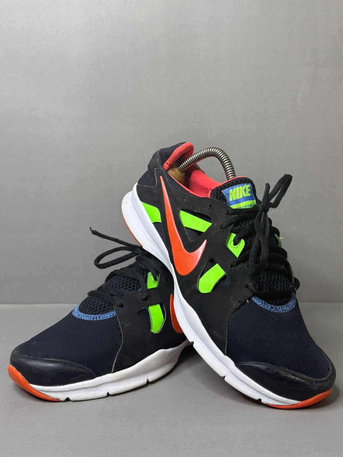 Men’s sneakers shoes