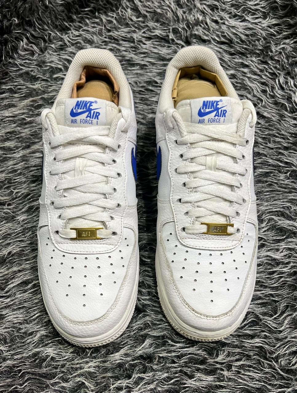 Men’s sneaker shoes