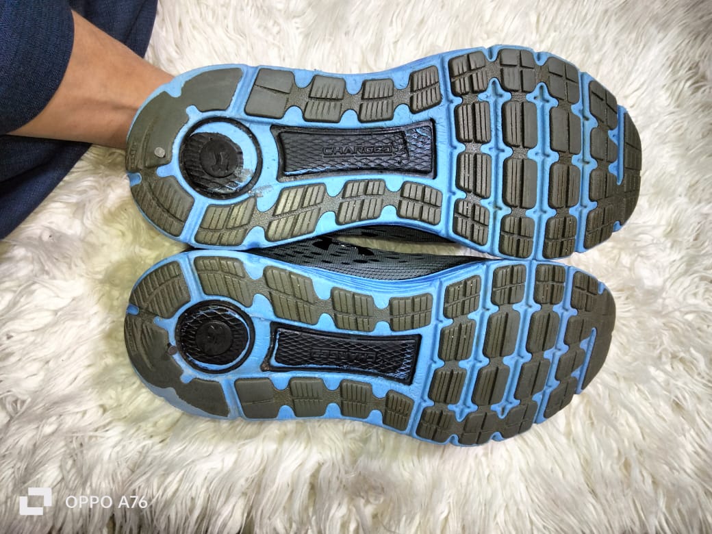 Men’s sneaker shoes