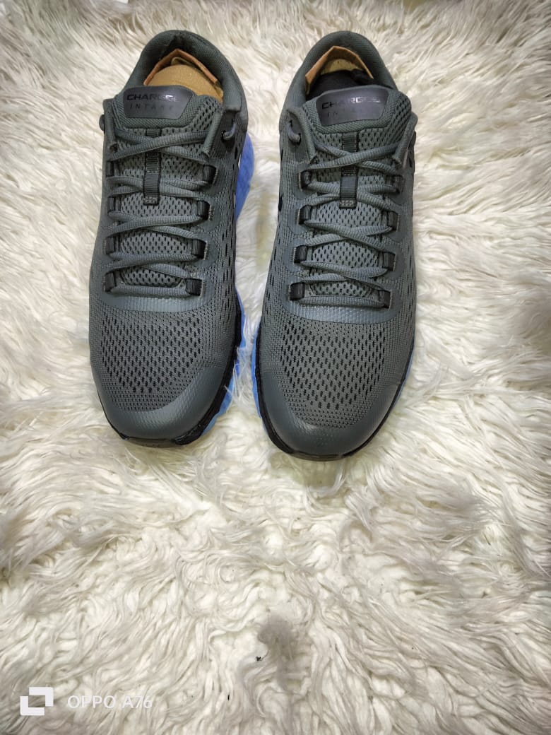 Men’s sneaker shoes