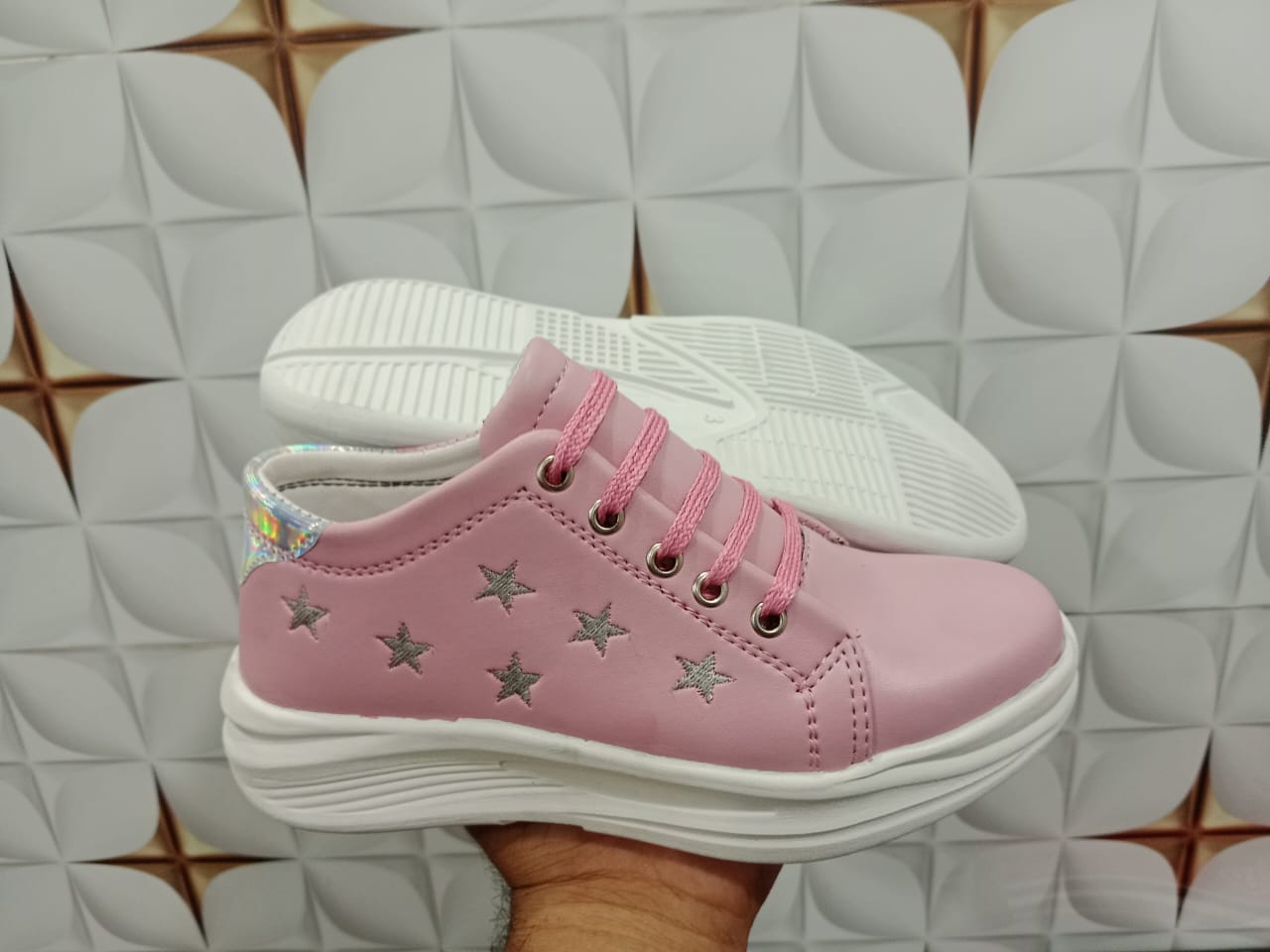 Women sneakers shoes