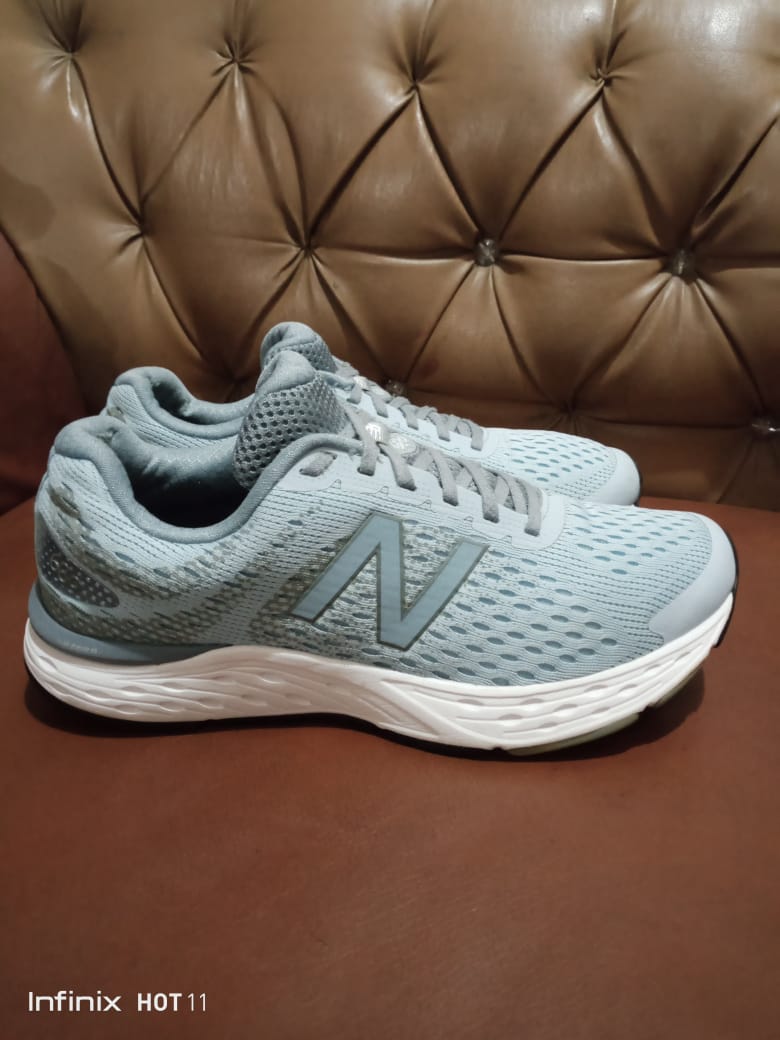 Men’s sneaker shoes