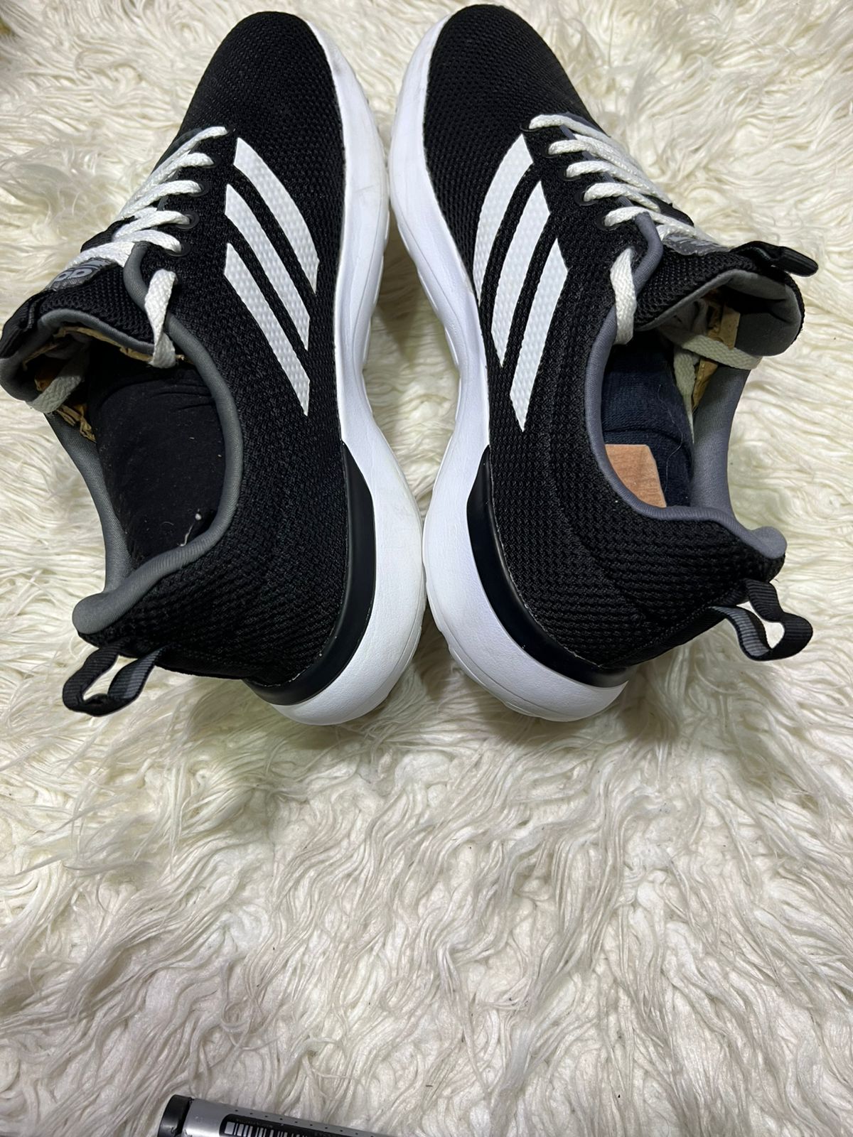 Men’s sneaker shoes
