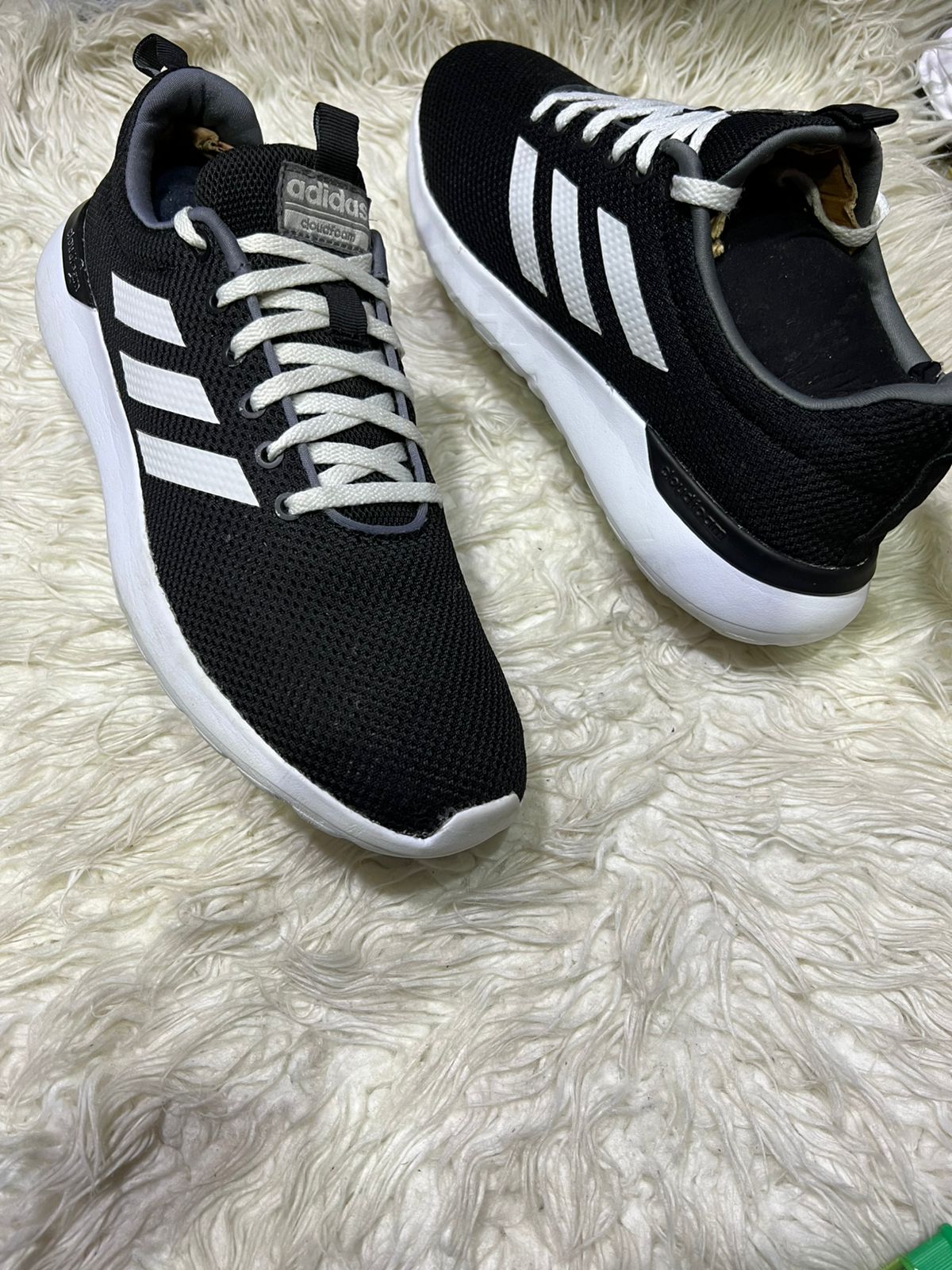Men’s sneaker shoes