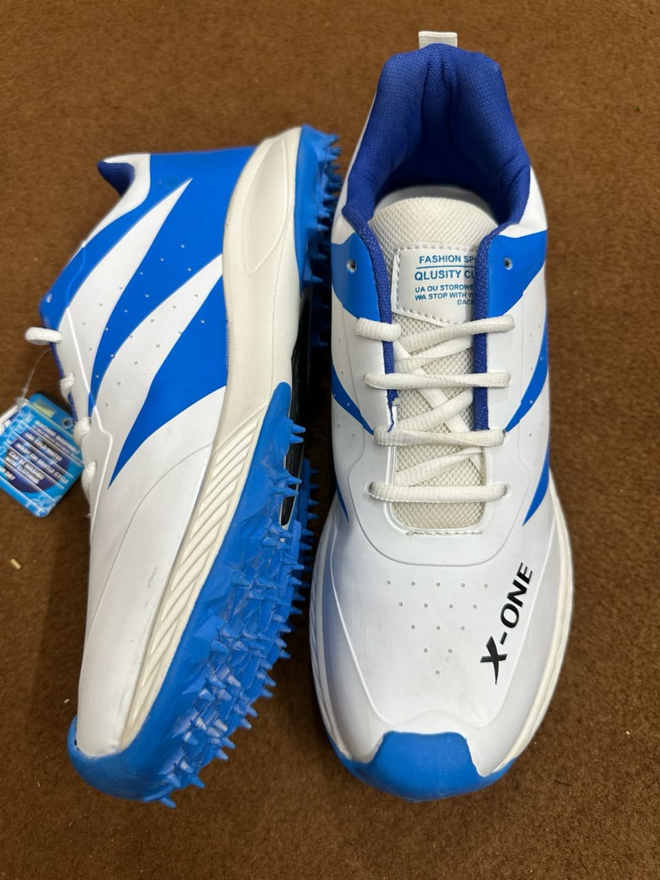 Men’s sneaker shoes