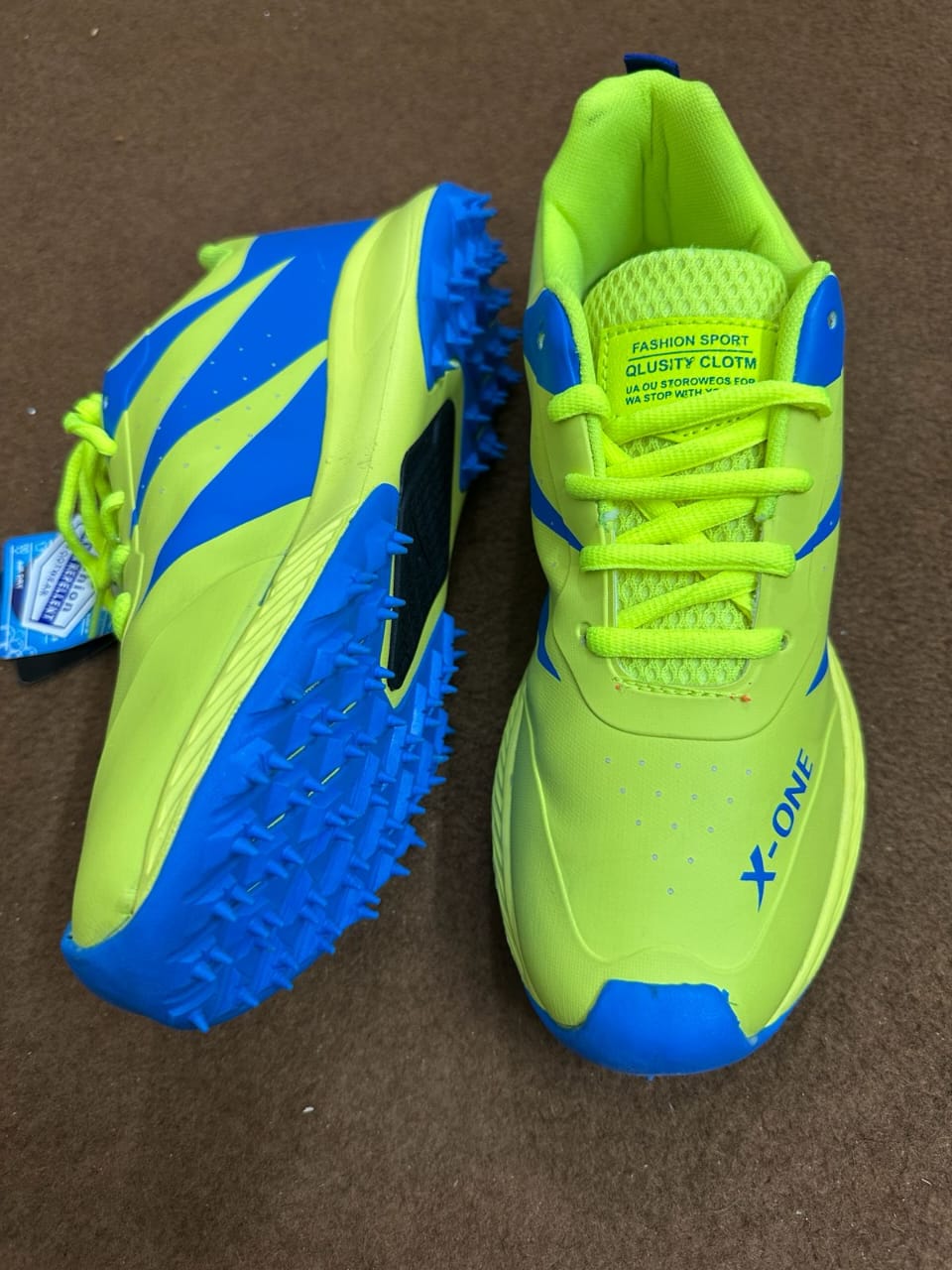 Men’s sneaker shoes