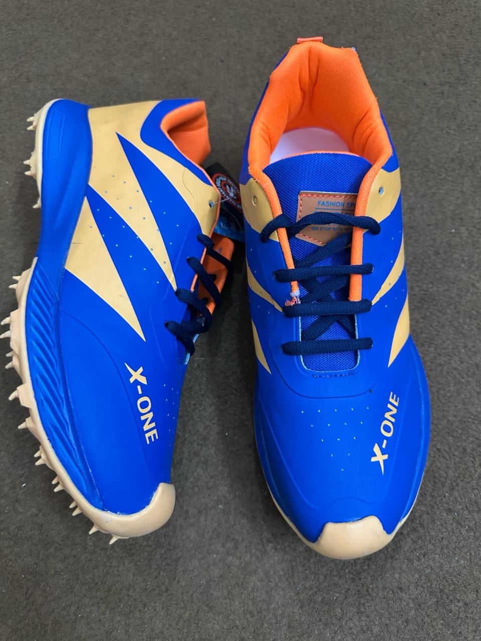 Men’s sneaker shoes