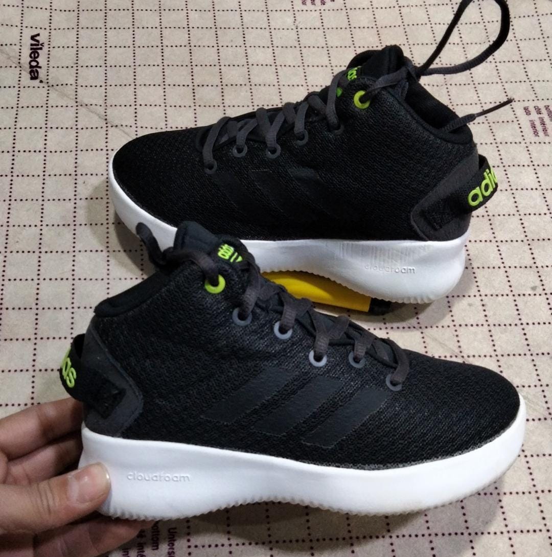 Men’s loafer shoes