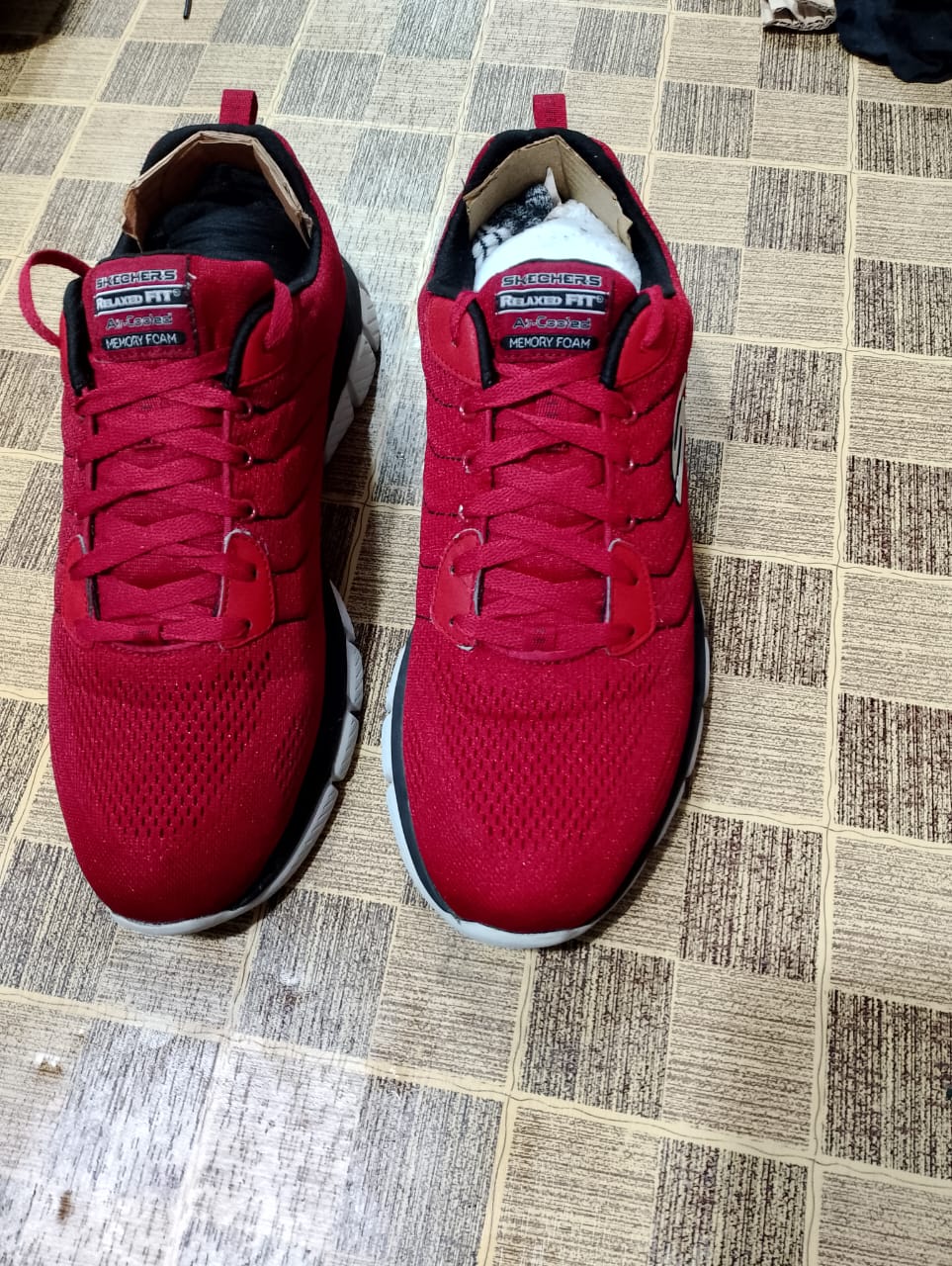 MEN’S SNEAKER SHOES