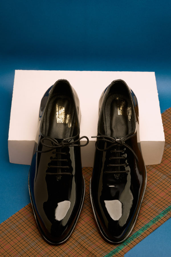 Men’s dress shoes