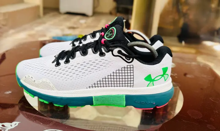 Men’s sneakers shoes