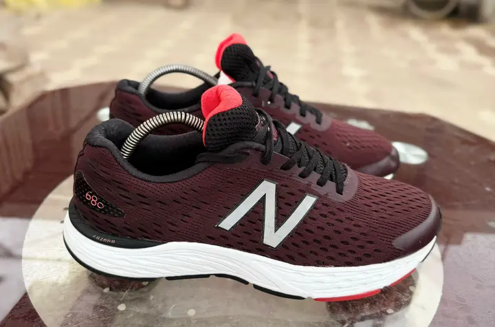 Men’s sneakers shoes